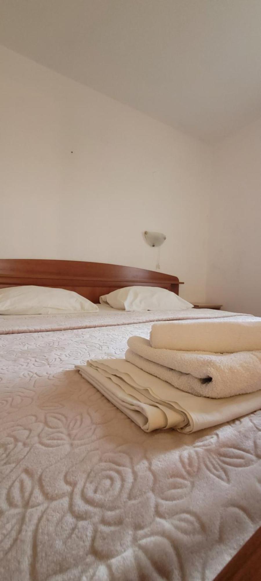 Luce Di Sole Apartment อุลซิน ภายนอก รูปภาพ
