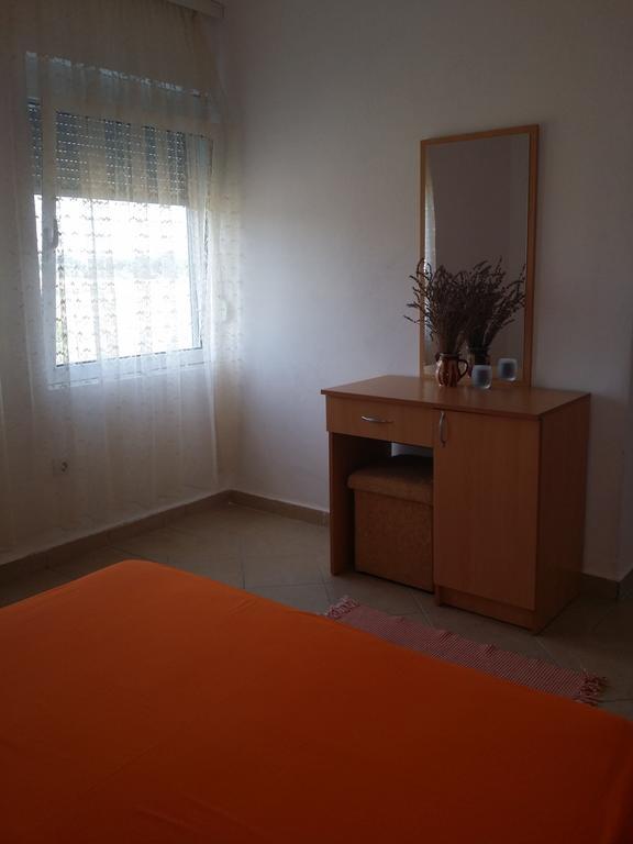 Luce Di Sole Apartment อุลซิน ห้อง รูปภาพ