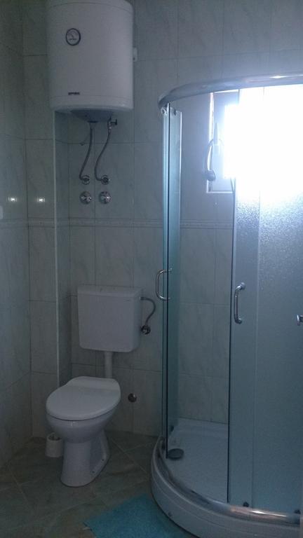 Luce Di Sole Apartment อุลซิน ห้อง รูปภาพ