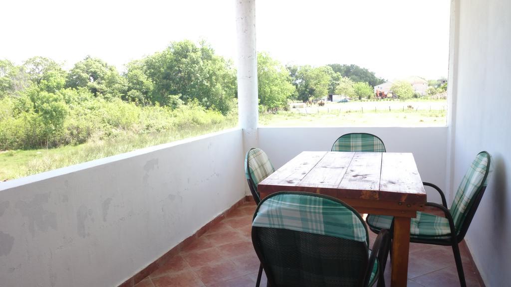 Luce Di Sole Apartment อุลซิน ภายนอก รูปภาพ