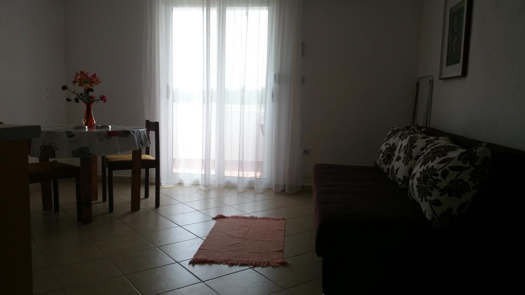 Luce Di Sole Apartment อุลซิน ภายนอก รูปภาพ