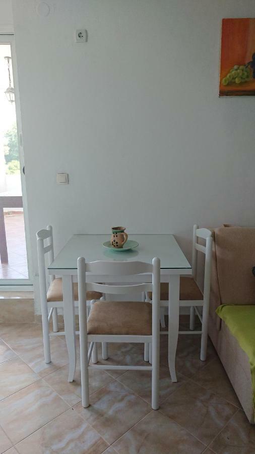 Luce Di Sole Apartment อุลซิน ภายนอก รูปภาพ