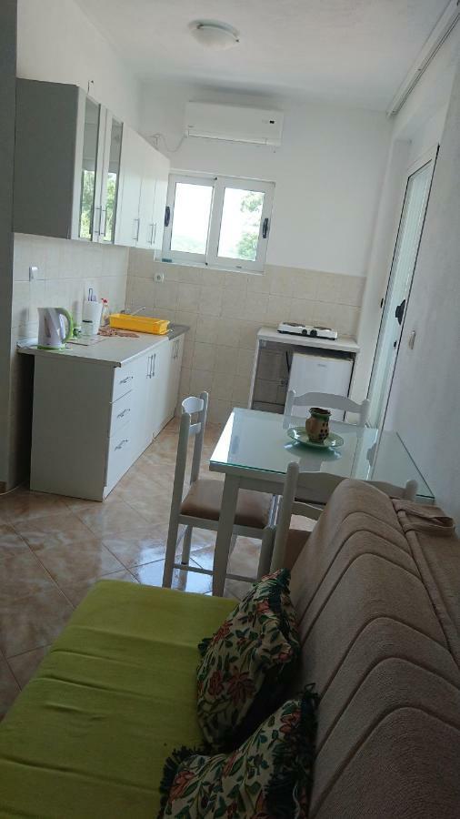 Luce Di Sole Apartment อุลซิน ภายนอก รูปภาพ