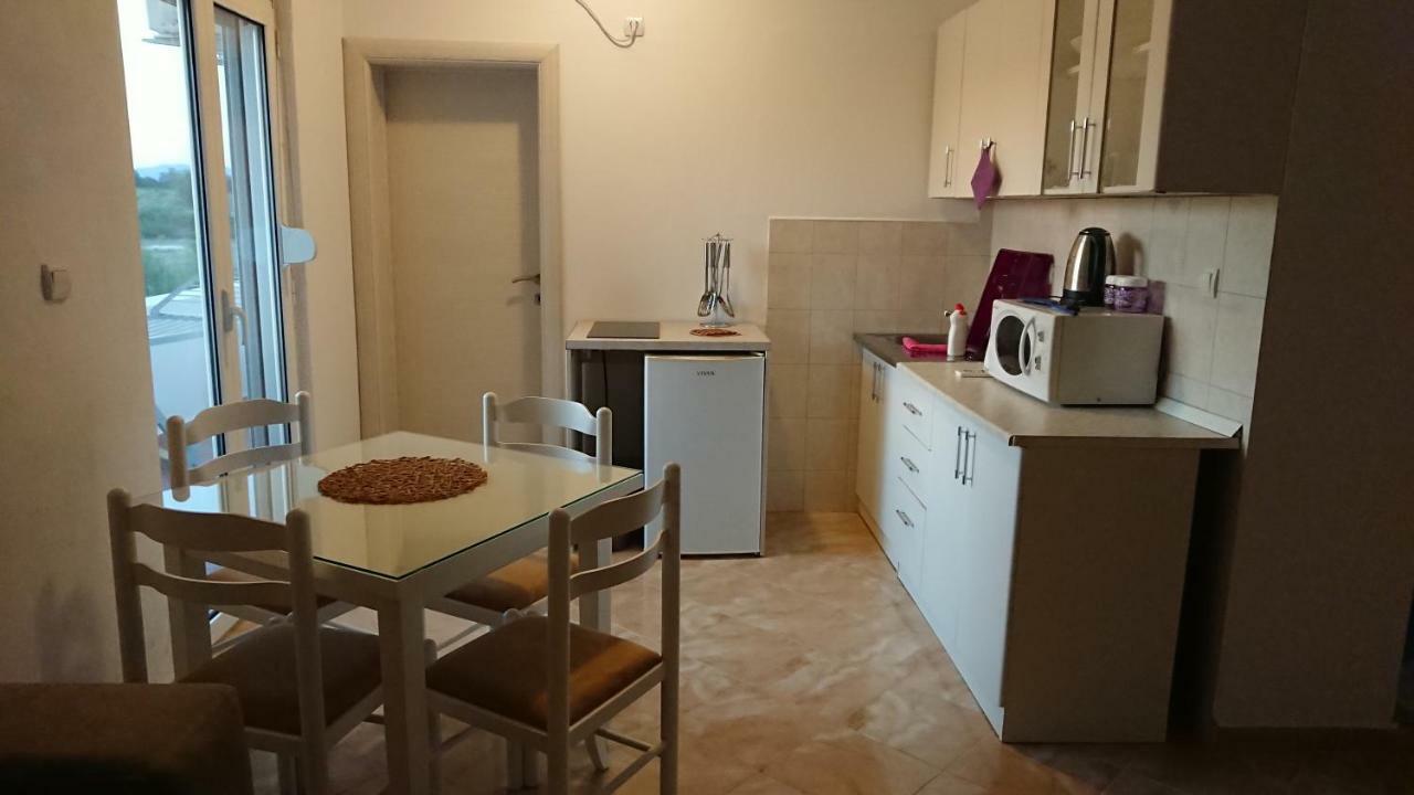 Luce Di Sole Apartment อุลซิน ภายนอก รูปภาพ